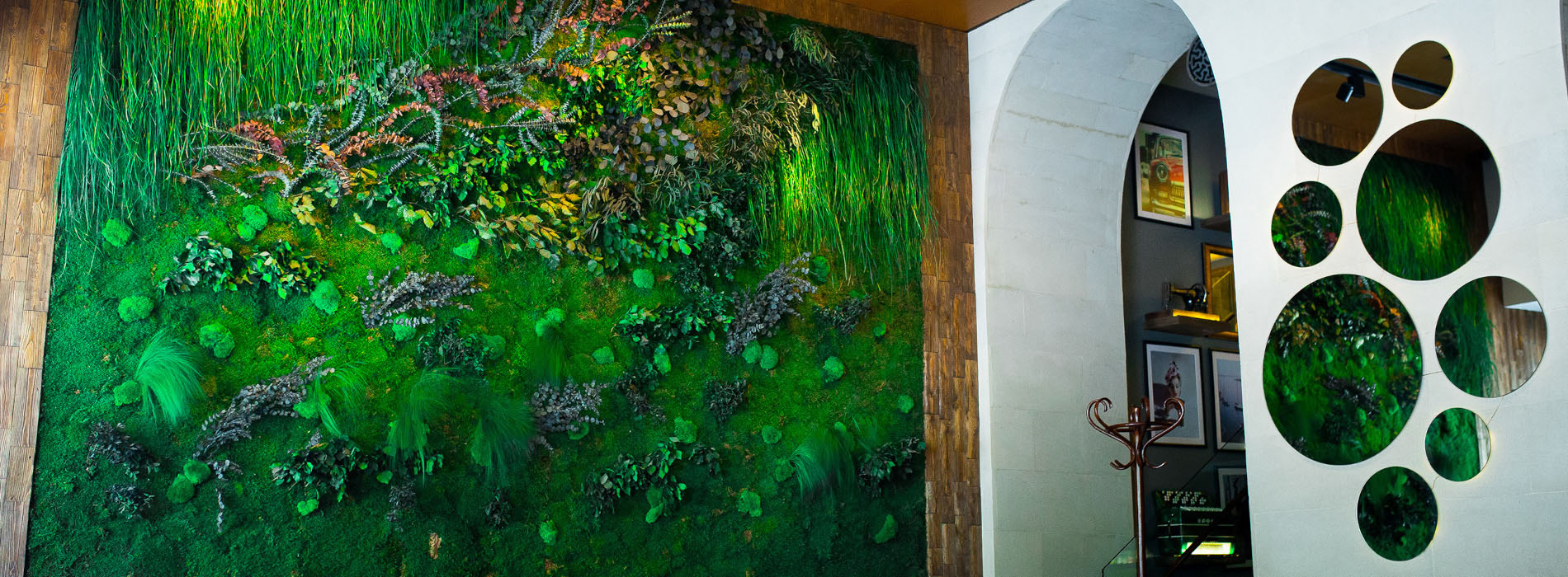 mooswand-wohnzimmer-header
